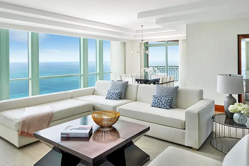Cove Sapphire Suite