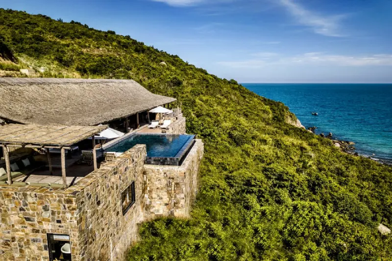 4 Bedroom Grand Bay Pool Villa