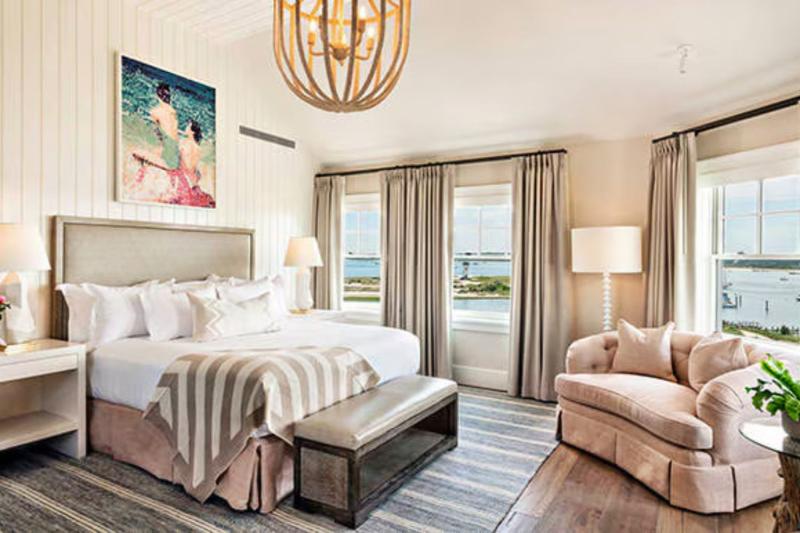 Presidential Skyhouse Suite