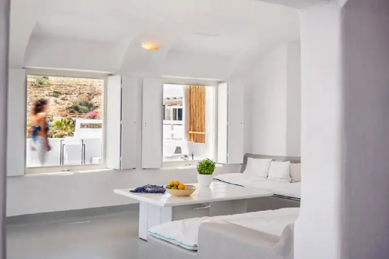 S-Cape Waterfront Suite