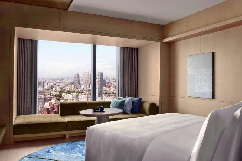 Urban Deluxe Room