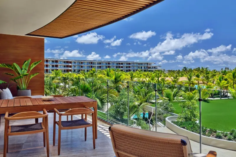 St. Regis Suite