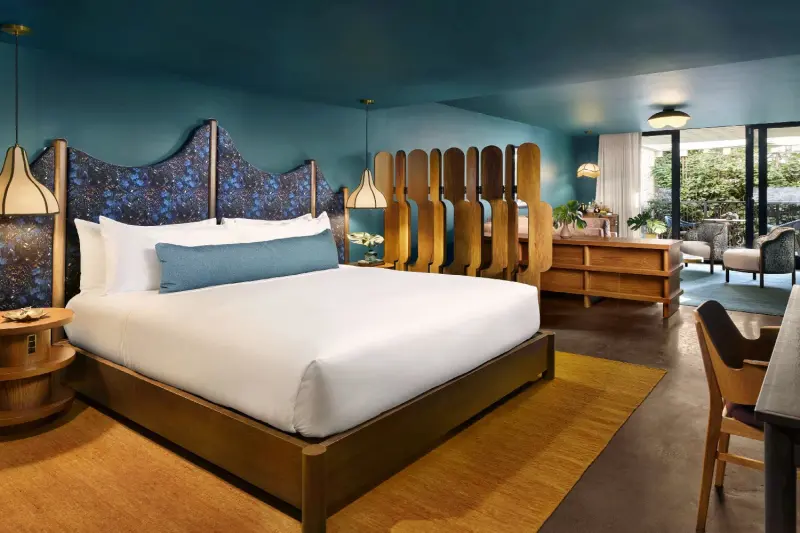 Premium City View Suite