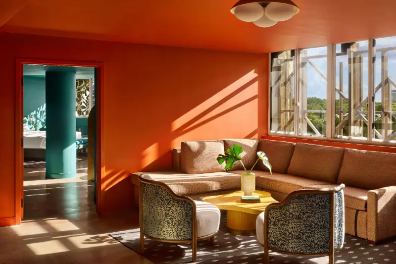 Grand Luxe City View Corner Suite