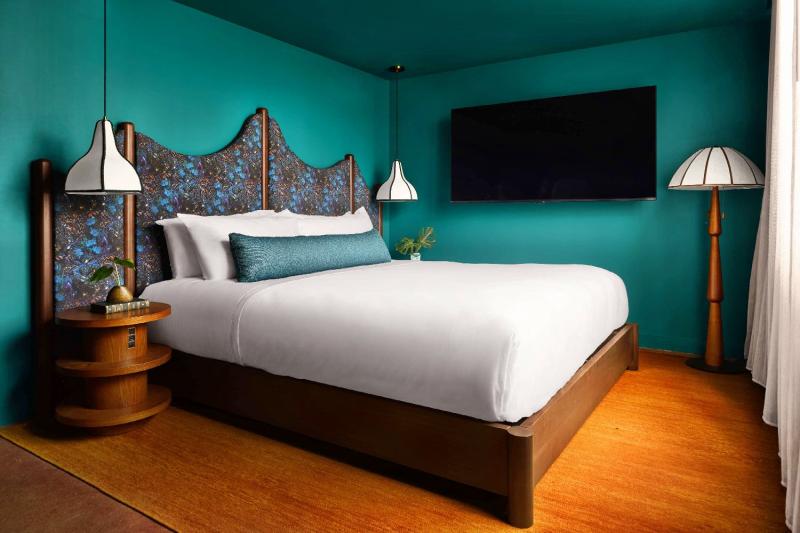 2 Bedroom Grand Luxe City View Suite