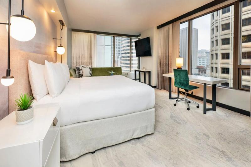 City View Corner Room