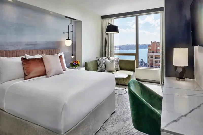 Water View Room