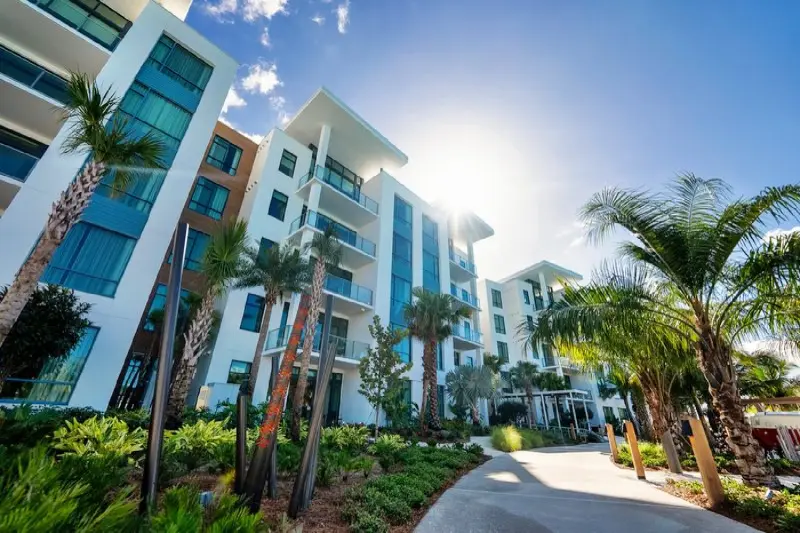 4 Bedroom 5-Story Tower Garden View Flat