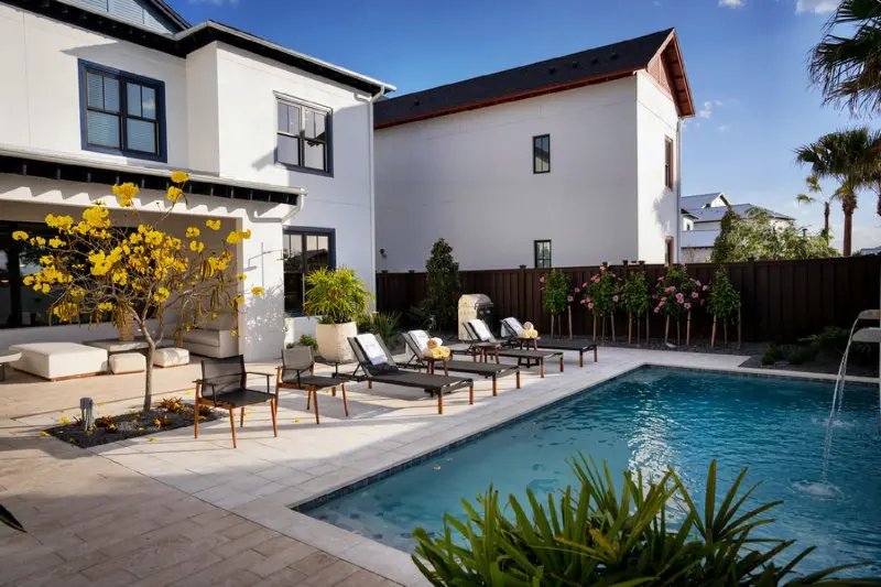 8 Bedroom Private Pool House