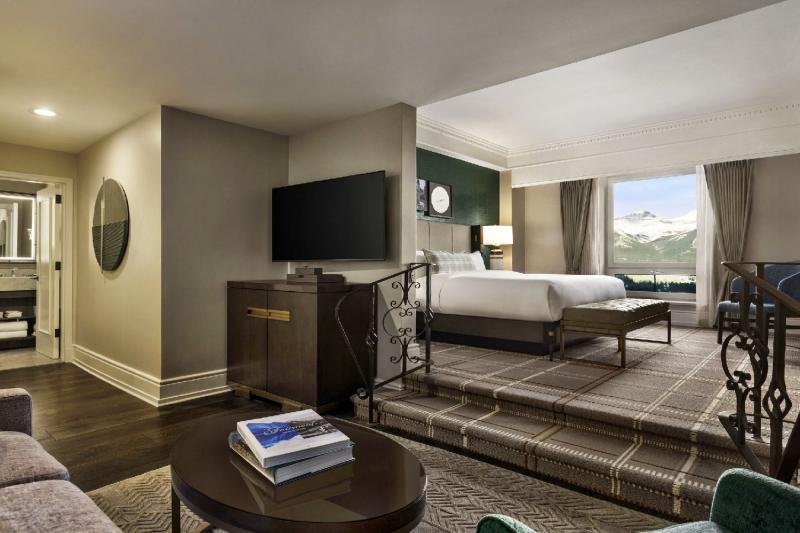 Junior Mountain View Suite
