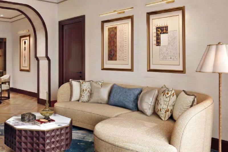 High Floor Junior Club Suite