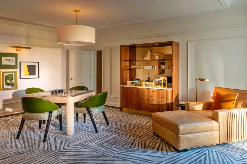 Nearest Green Specialty Suite