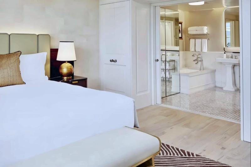 Cameo Beverly Hills Suite 