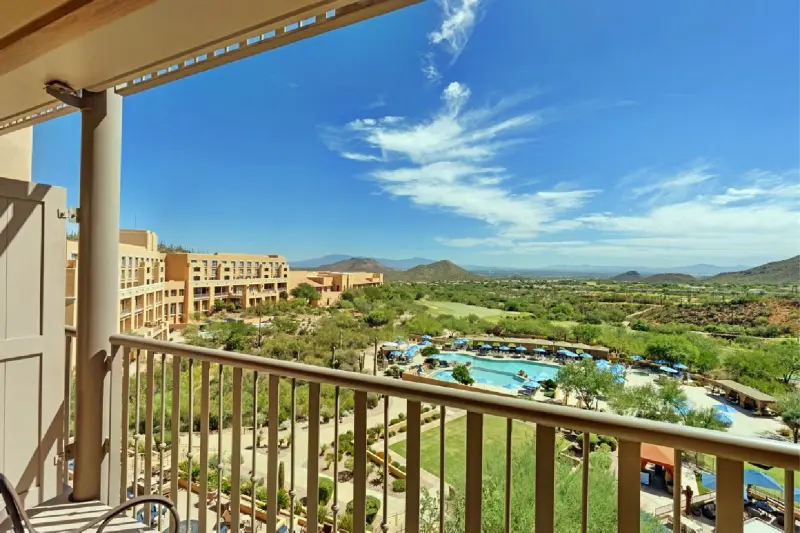 Signature Suite