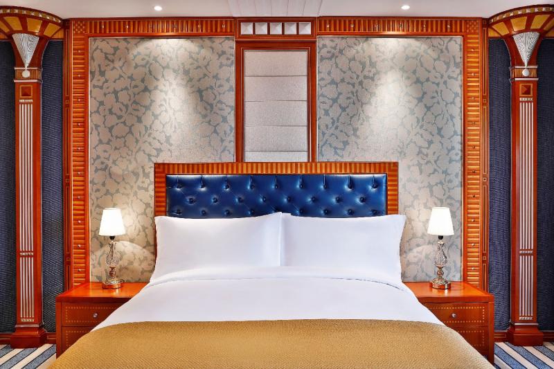 Junior City View Suite