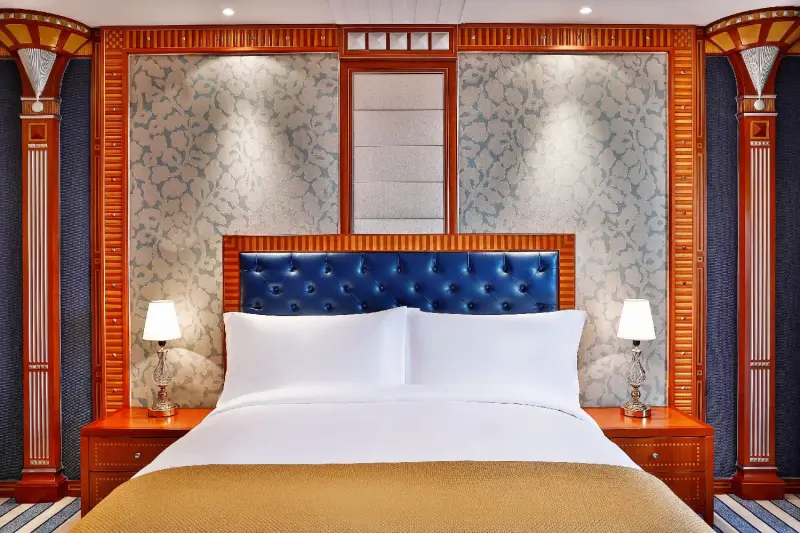 Junior City View Suite