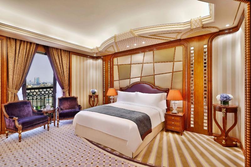 Executive City View Suite 