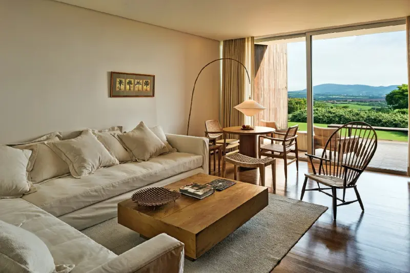 1 Bedroom Suite