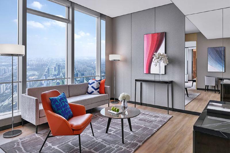 Explorer City View Suite