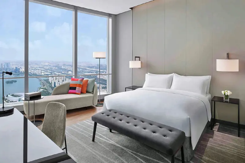 N3 Grand Deluxe Lake View Room