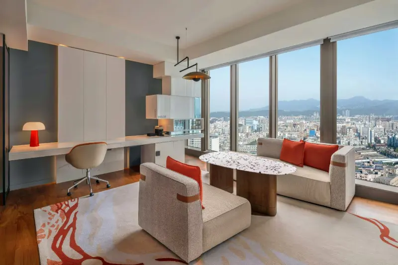 Cool Corner  Room