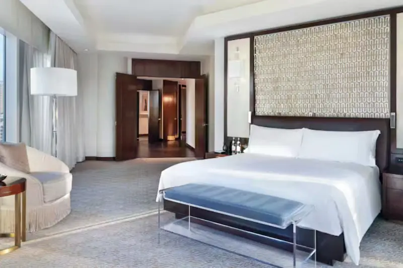 Astoria Suite
