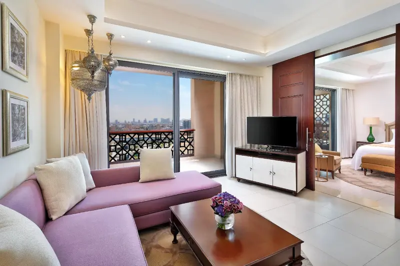 Al Dana Suite