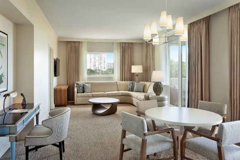 Golf View Orchid Suite