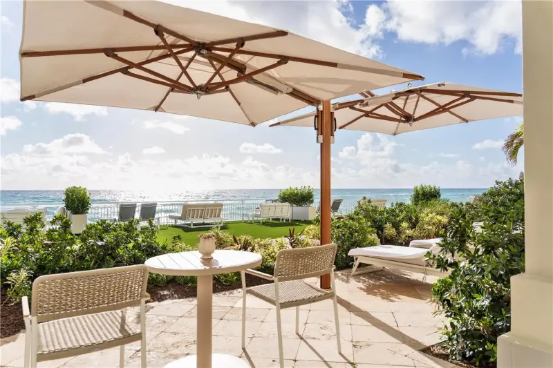 Ocean Front Lanai Terrace Suite