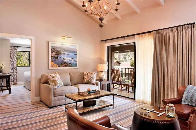 1 Bedroom Creekside Suite