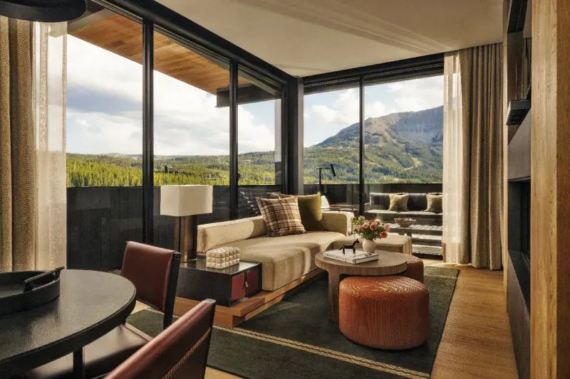 Moonlight Suite 
