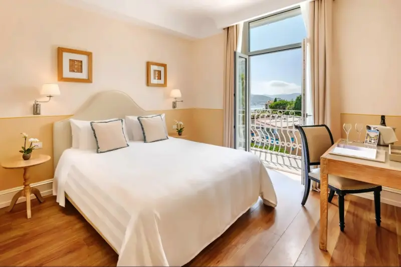 Prestige Sea View Room