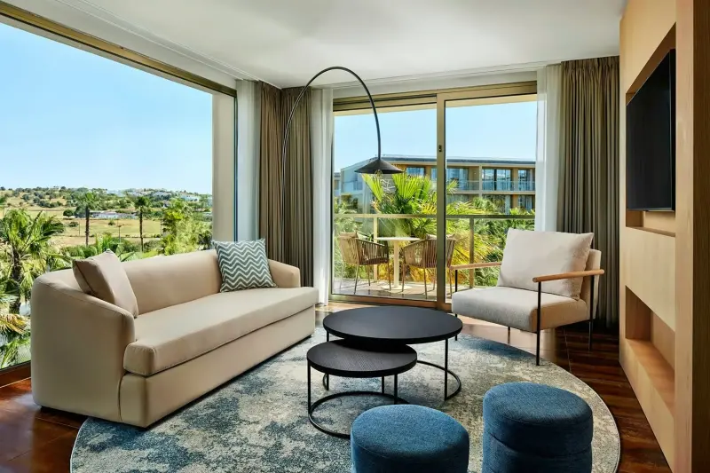 Resort View Club Suite