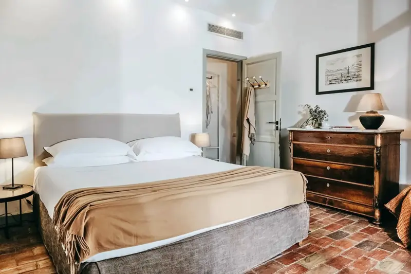 Classic Room