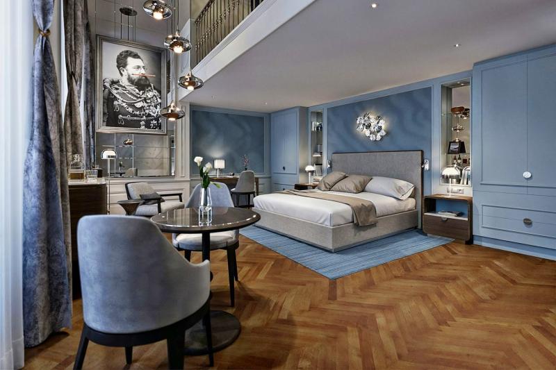 Imperial Gallery Terrace Suite