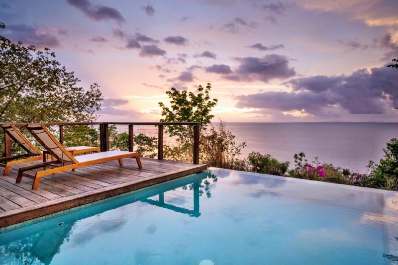 Peninsula Zabuco Villa