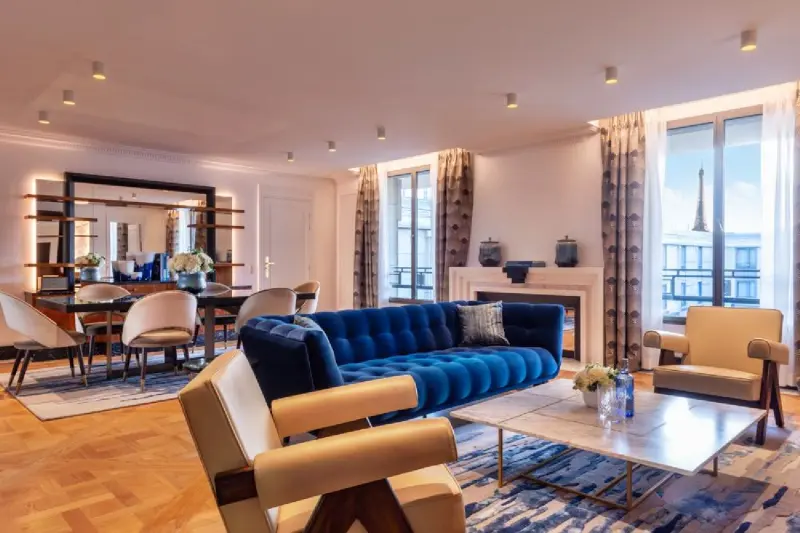 Signature Suite