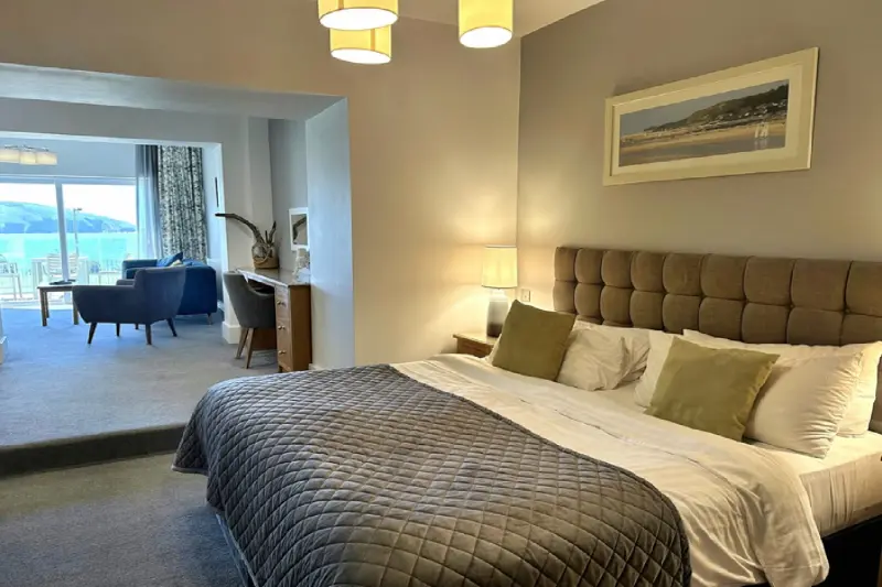 Sea View Suite