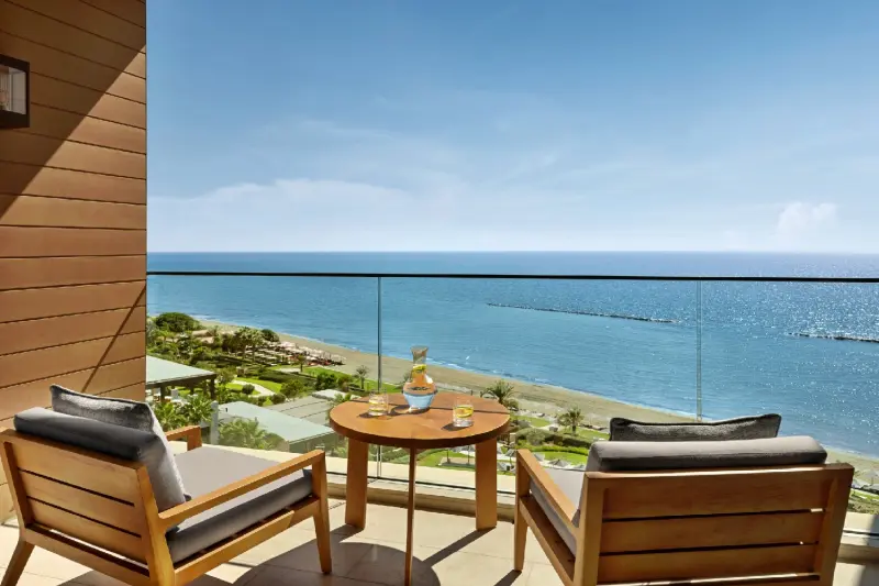 Deluxe Grand Sea View Room