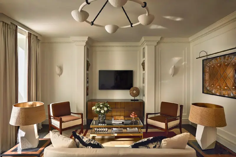Deluxe Suite