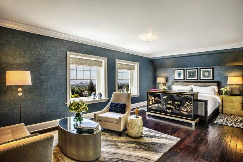 Tower Bay View Suite