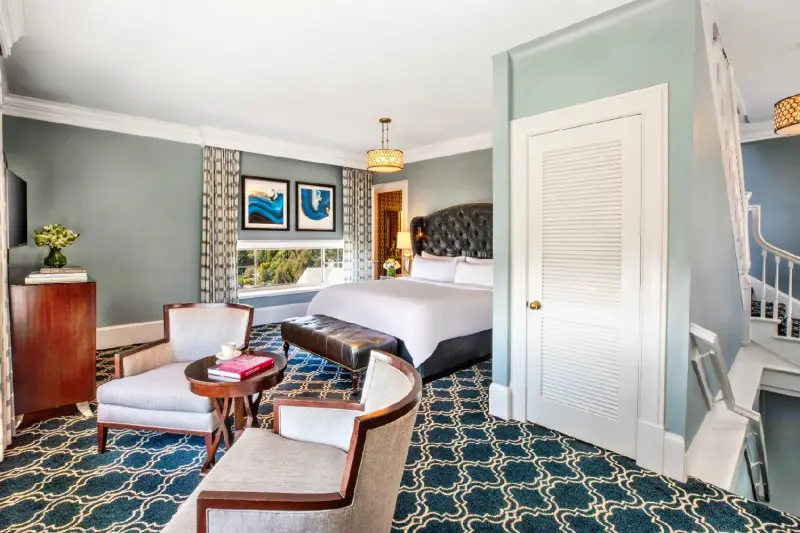 Tower Bay View Suite