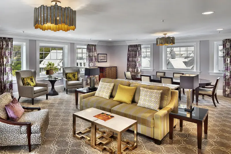Signature Bay View Suite