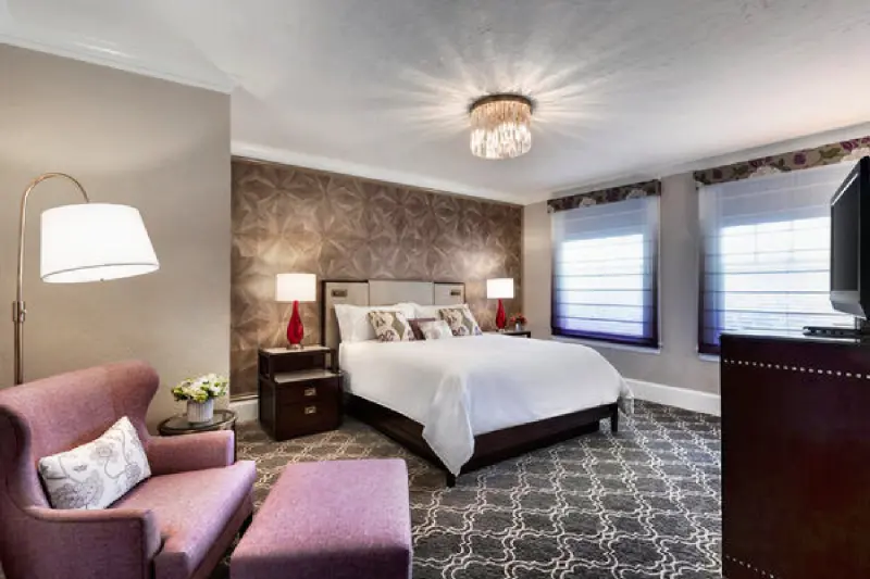 Bay View Suite