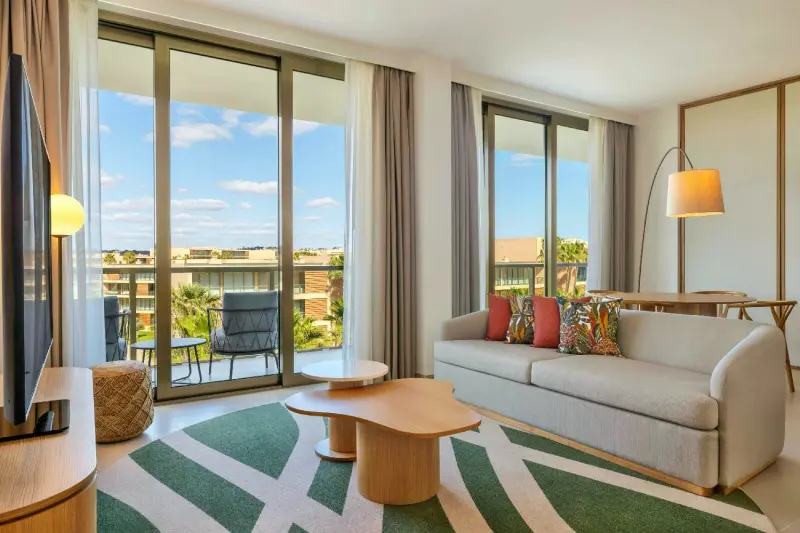 Junior Resort View Suite