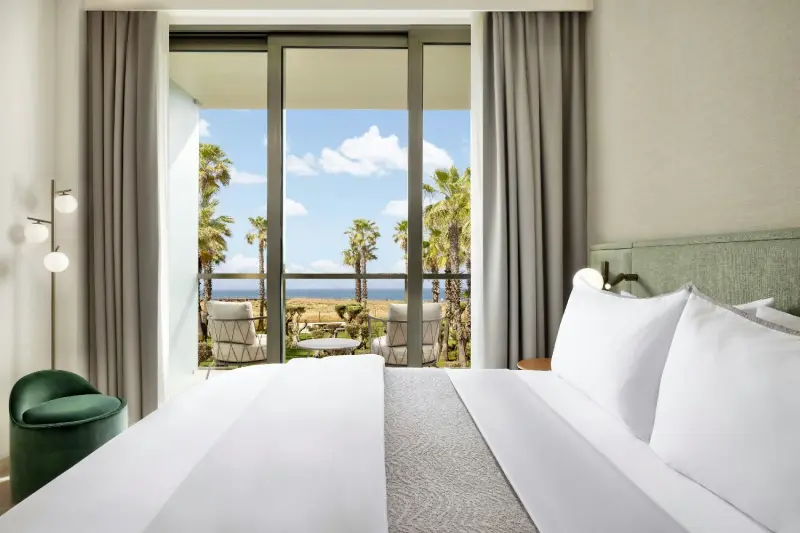 Deluxe Sea View Room