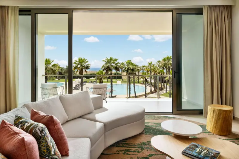 Junior Pool View Suite