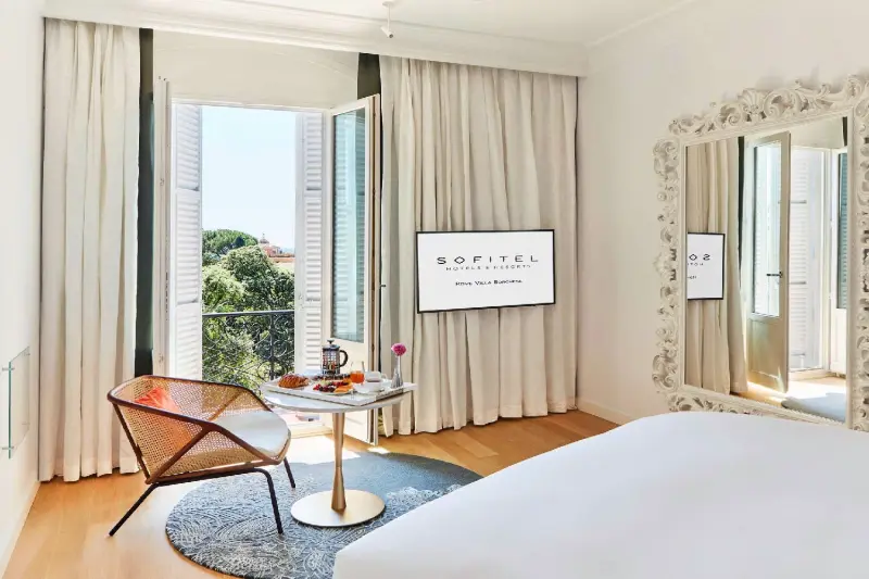 Premium Luxury Juliet Balcony Room