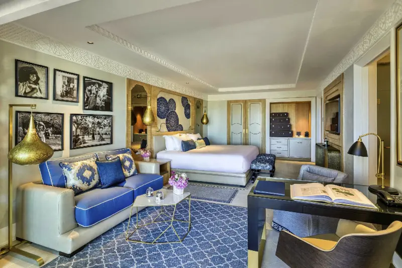 Deluxe Panoramic View Room