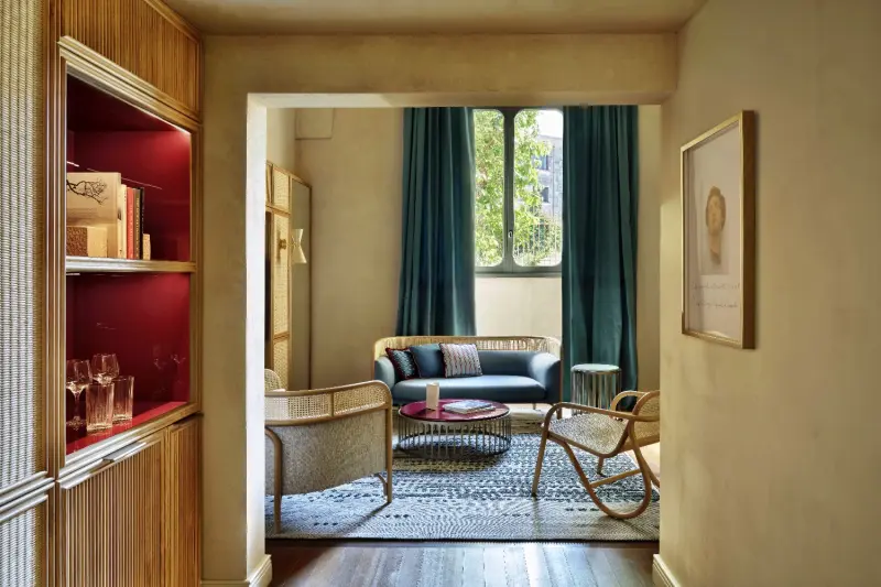 White Duplex Suite